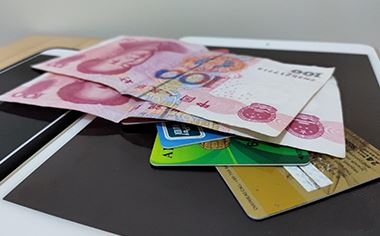 信用卡分期了还可以一次性还清吗？
