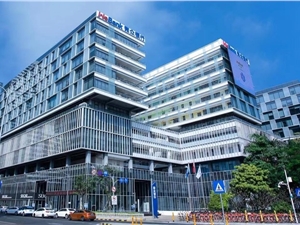 微众银行重视科技与人才，为实现普惠金融夯实基础
