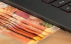 三年定期存款能不能提前取出？