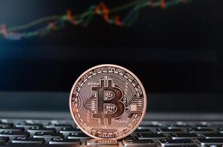 加密货币：市场风险加大 加密货币受挫，会不会影响中国