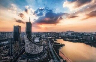 双汇发展合理市盈率(市盈率60至80合理吗）