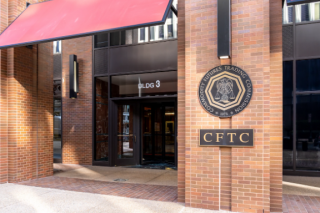 CFTC委员会建议加强对DbFi的理解和监管